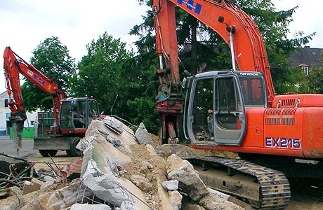 Abbrucharbeiten der SCHWANDT BAU GmbH – Projekt 4